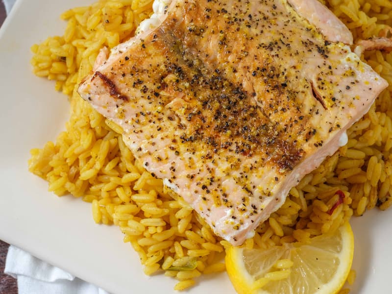 Grilled Salmon 6 oz (1 Pcs )